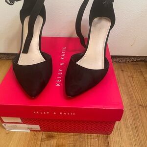 Kelly & Katie Black Women's Heels